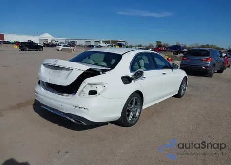 2017 Mercedes-Benz E 300 из США, поврежденный, VIN WDDZF4JB1HA023697